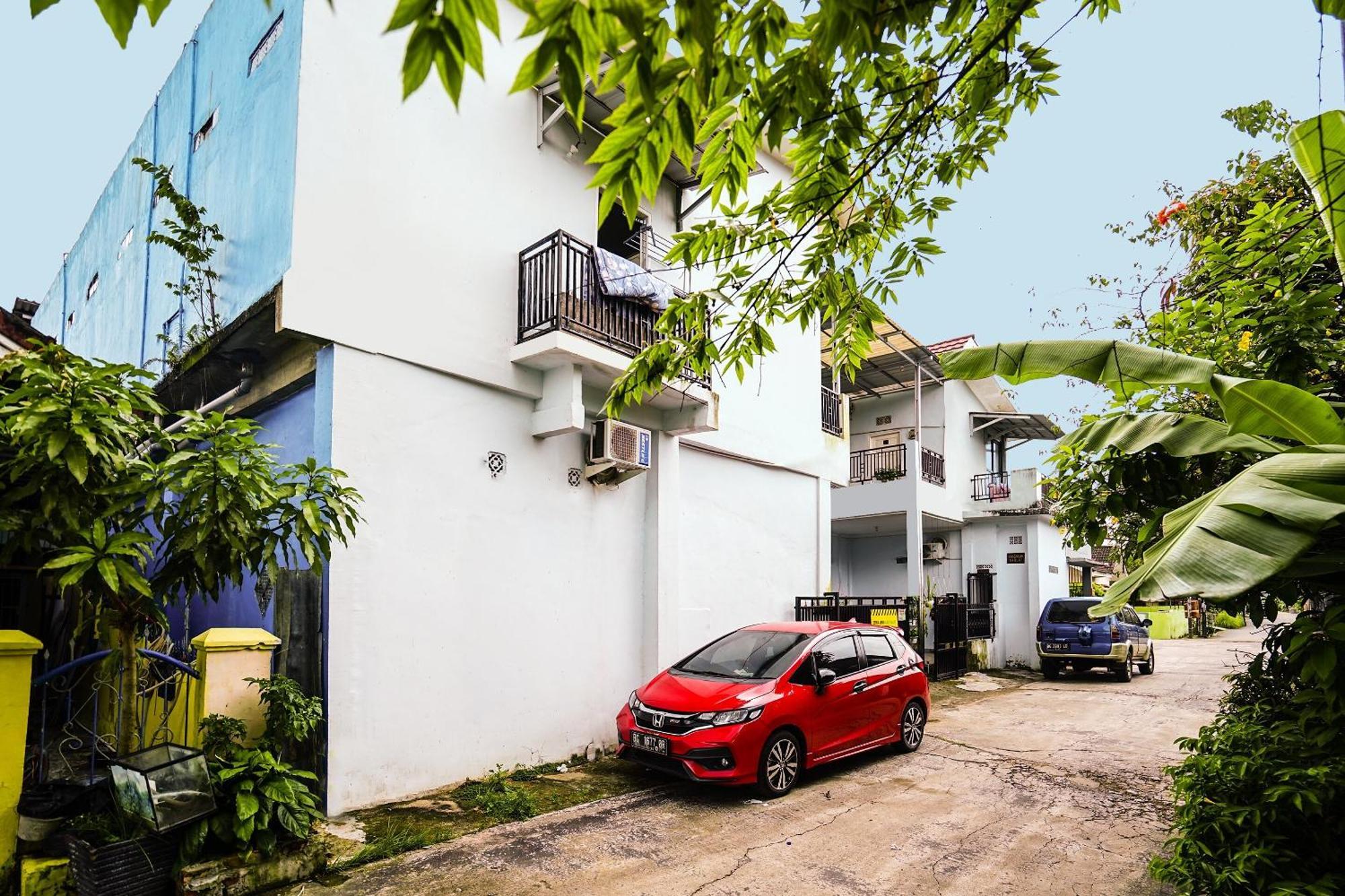 פאלמבאנג Oyo Life 92046 Garuda Residence מראה חיצוני תמונה